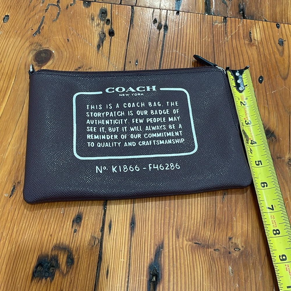 Coach storypatch pouch wristlet purse bag no. K1866-F46286 - Picture 8 of 8